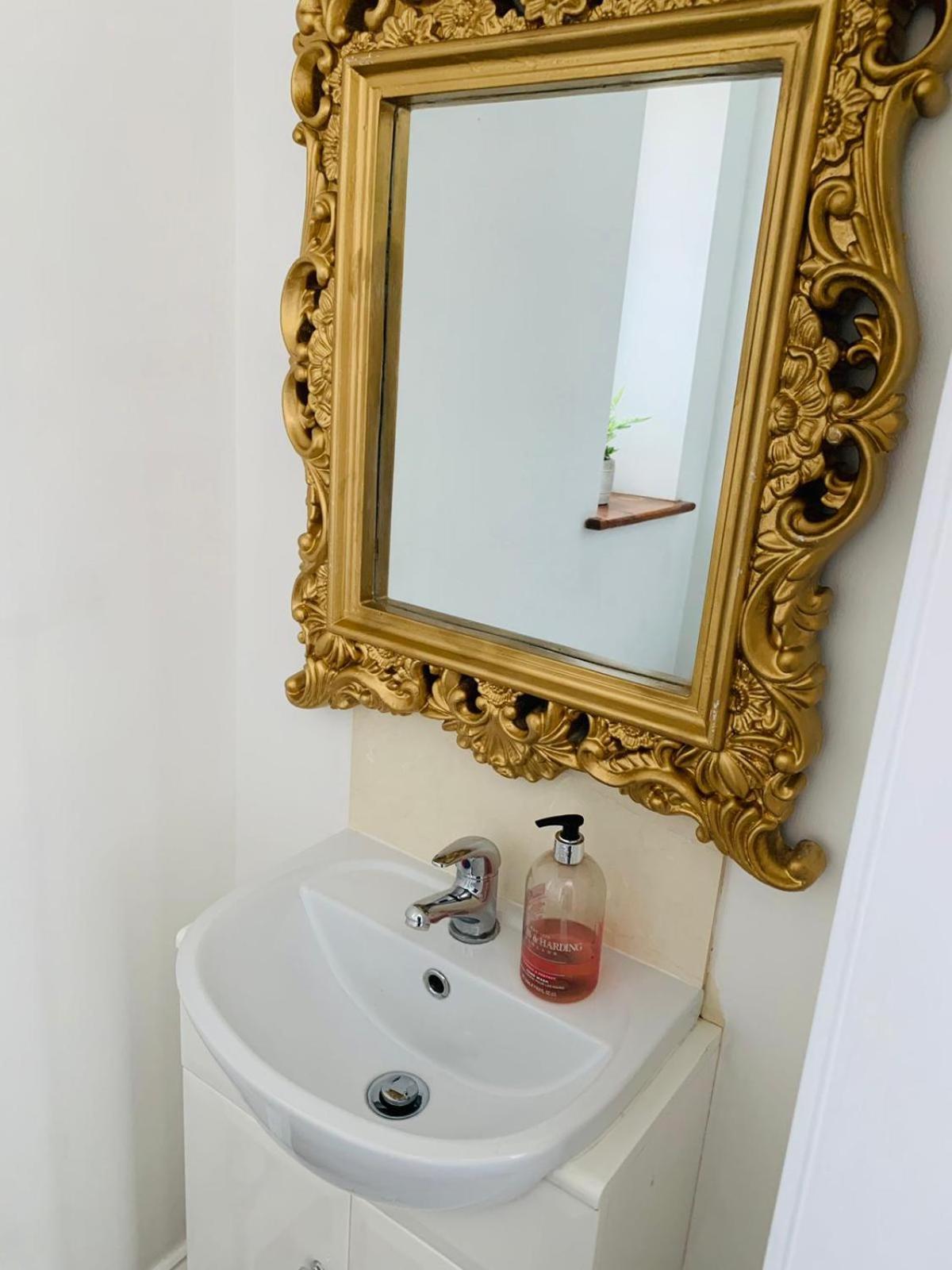 3Br House Ossett-Wakefield, Free Parking 3 Cars Wi Fi Long Stays المظهر الخارجي الصورة