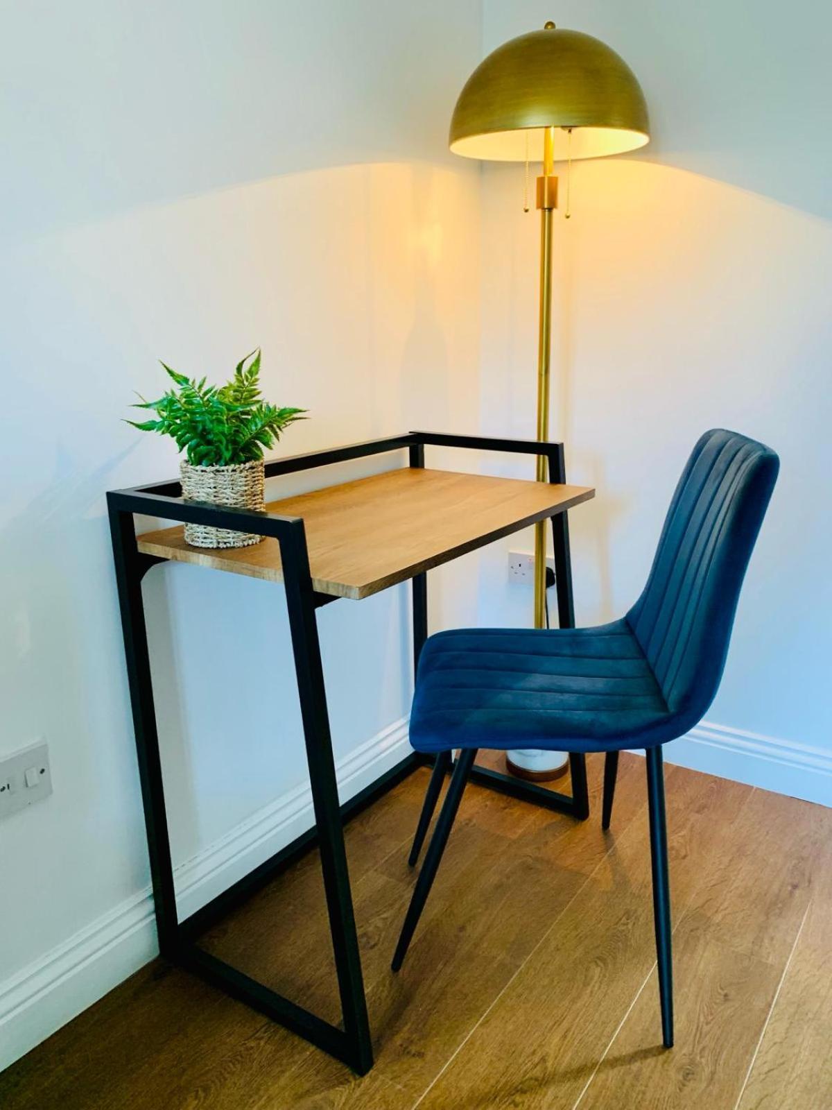3Br House Ossett-Wakefield, Free Parking 3 Cars Wi Fi Long Stays المظهر الخارجي الصورة